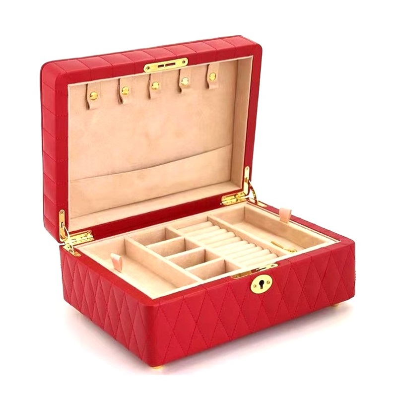 VELVET QUILTED JEWELLERY TRAY SMALL MAROON VELVET QUILTED JEWELLERY TRAY SMALL MAROON