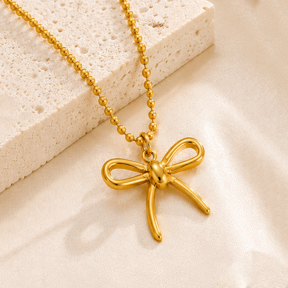 Belted necklace