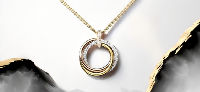 Bvlgari Serpenti Infinito collection Year of the Snake jewelry Serpenti High Jewelry exhibition Bvlgari 2025 Serpenti collection Luxury snake jewelry designs Cartier Trinity necklace Vivienne Westwood Year of the Snake