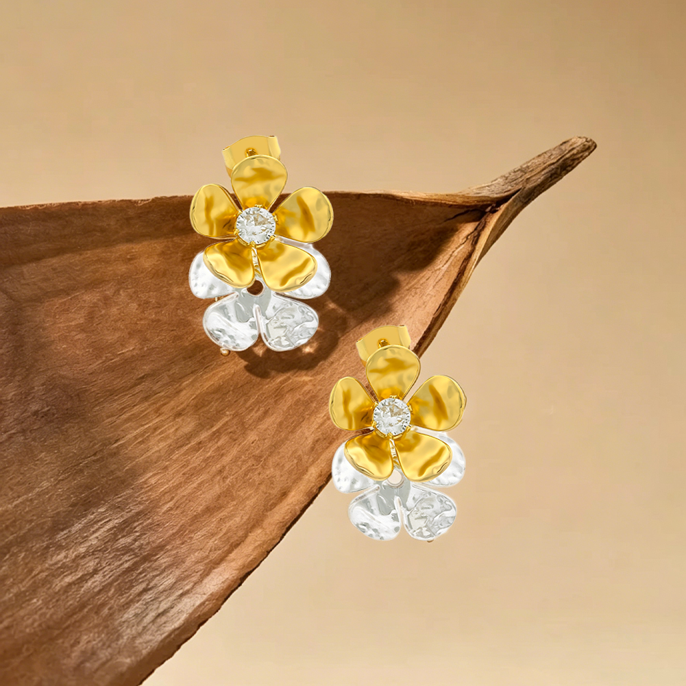 Earrings Detail