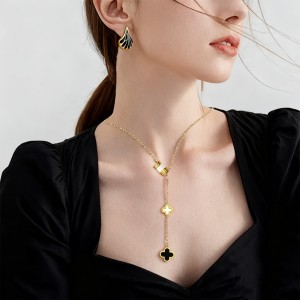 Elegant Fan-shaped Geometric Earrings for Daily Wear