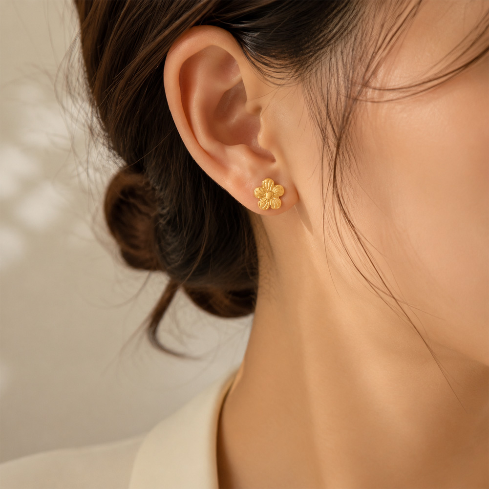 Flower Earrings Wearing Picture