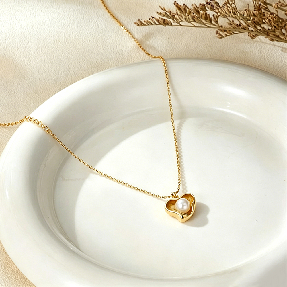 Gold Pearl Heart Gift