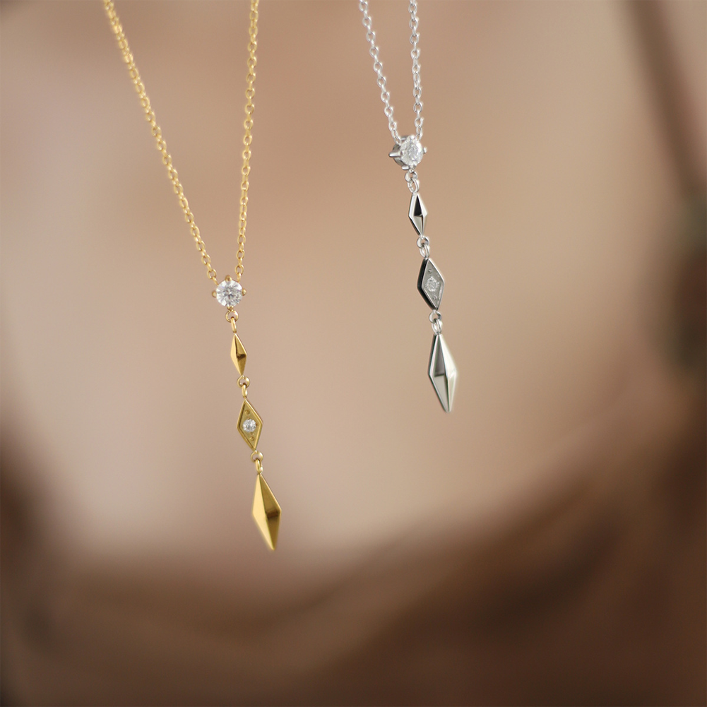 Rhombic zircon Y-shaped necklace display picture