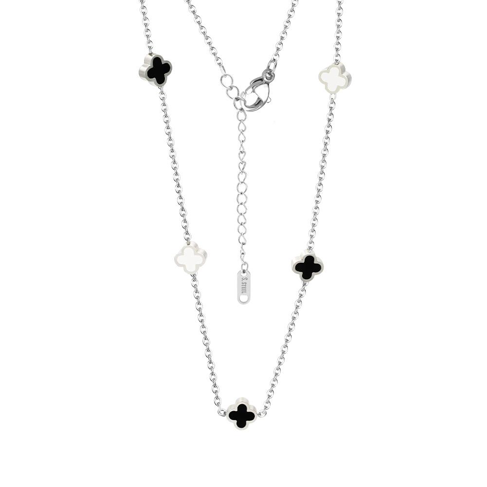 Simple four-leaf clover necklace