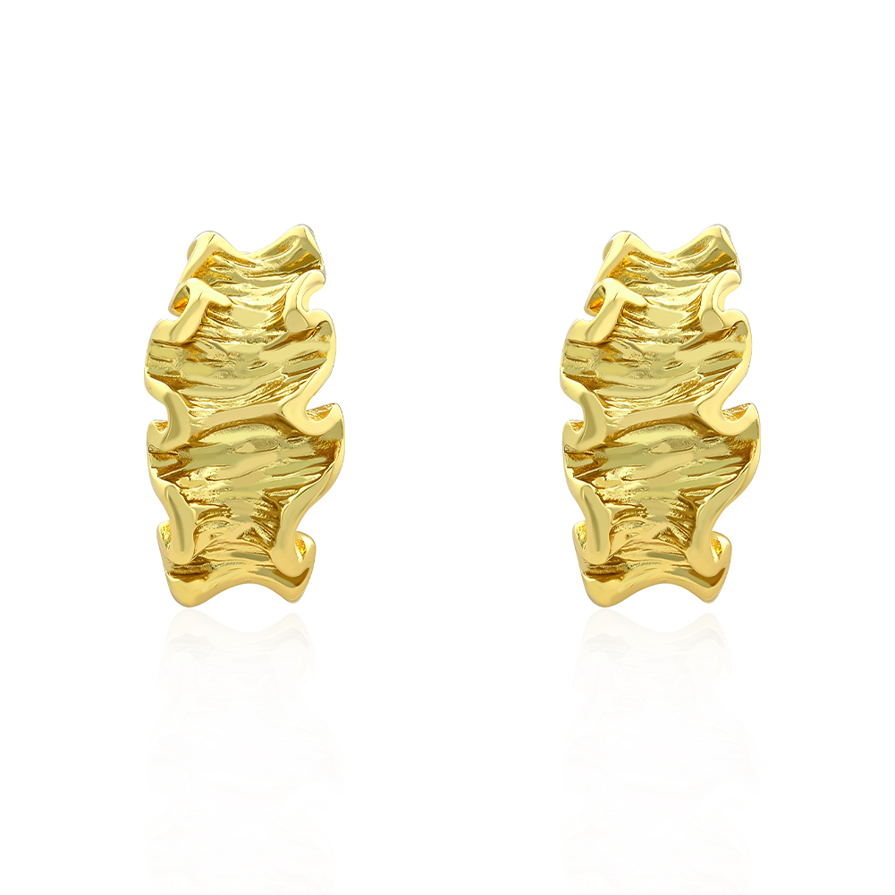 gold stud earrings