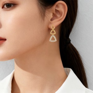 hollowed-out-earrings