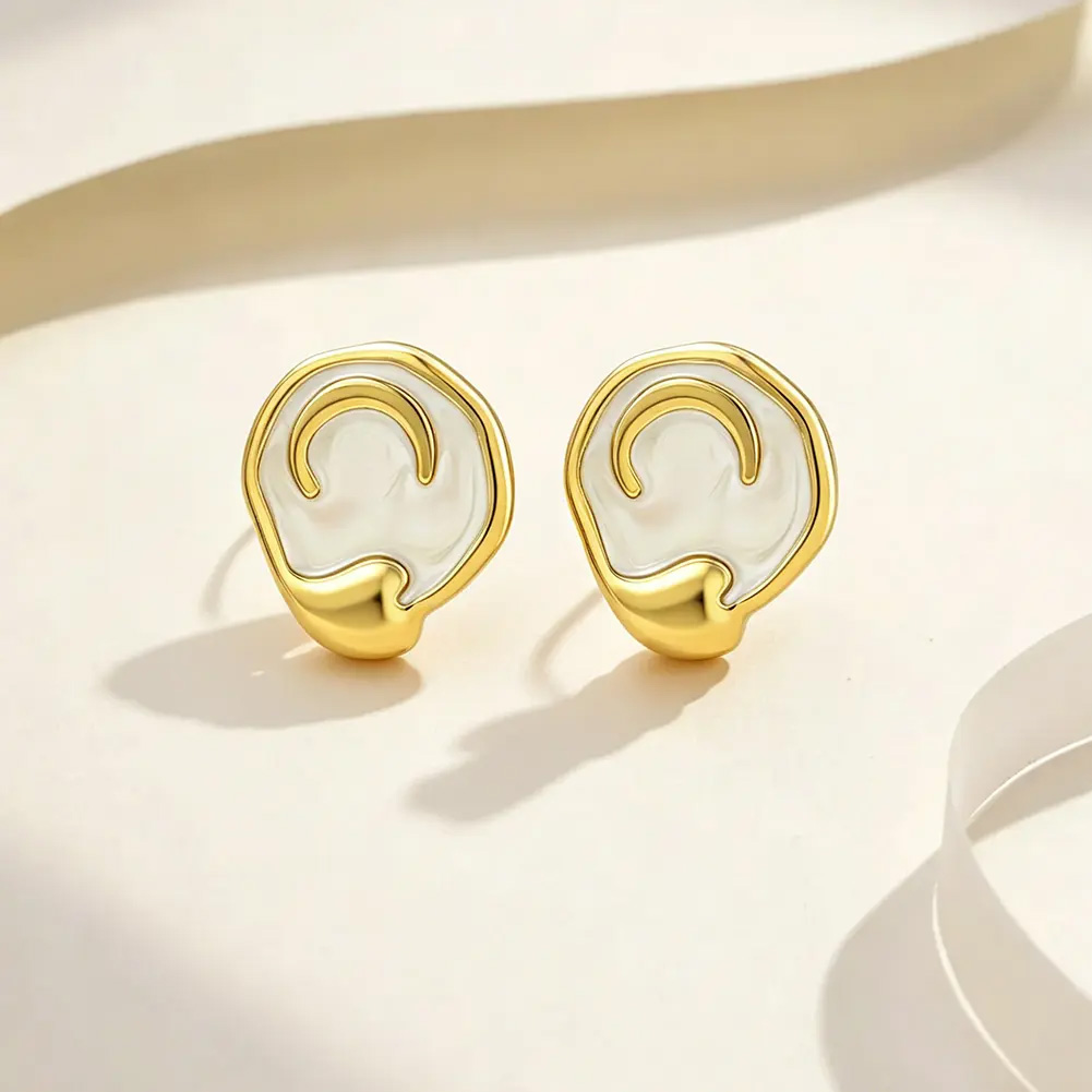 lightweight-dangle-earrings