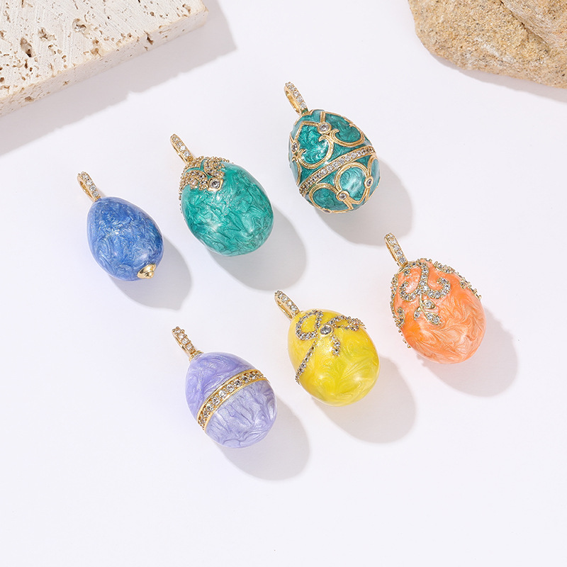 Luxury Gold Chain Egg Pendant